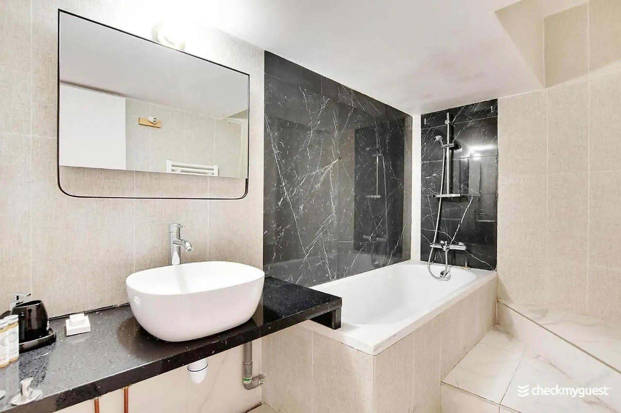 Cmg Laferriere / Saint-Georges Apartment Paris 0*,  France